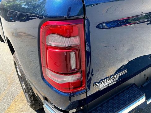 Used 2023 RAM 1500 Laramie AWD/4WD image 32