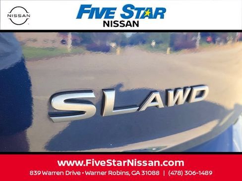 Used 2024 Nissan Rogue SL w/ SL Premium Package AWD/4WD image 11