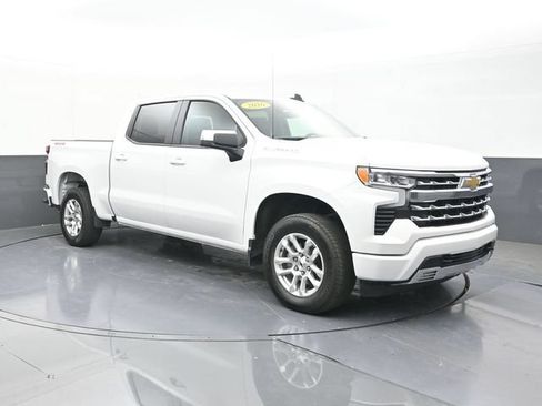 Used 2026 Chevrolet Silverado 1500 RST AWD/4WD image 19