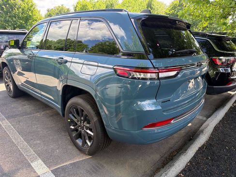 New 2026 Jeep Grand Cherokee Limited AWD/4WD image 3