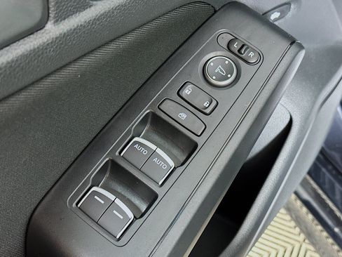 Used 2025 Honda Civic LX image 17