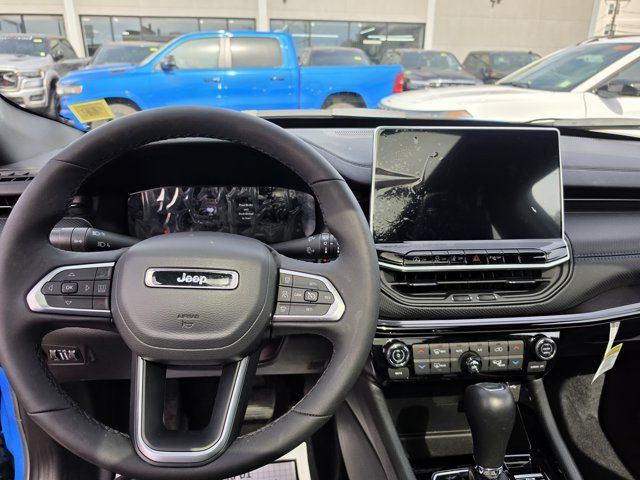 Used 2026 Jeep Compass Limited w/ Sun, Sound & Navigation Group AWD/4WD image 5