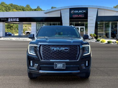 Used 2024 GMC Yukon XL Denali Ultimate AWD/4WD image 2