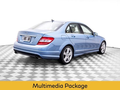 Used 2011 Mercedes-Benz C 300 4MATIC Sedan image 5