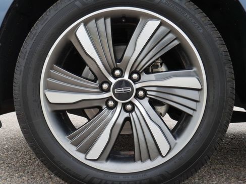 Used 2019 Lincoln Navigator Reserve AWD/4WD image 78