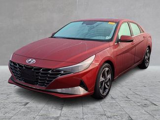 Used 2023 Hyundai Elantra Limited FWD video 1