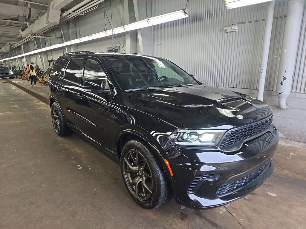 Used 2025 Dodge Durango R/T AWD/4WD image 7