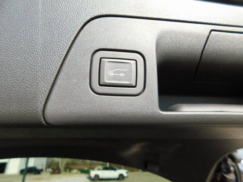 Used 2023 Buick Envision Preferred image 19