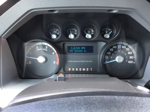 Used 2013 Ford F550 2WD Regular Cab Super Duty w/ PWR Equipment Group image 28