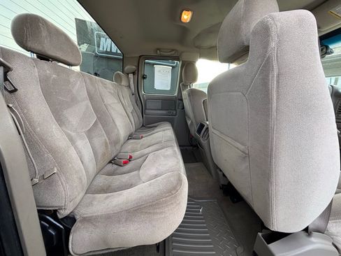 Used 2004 GMC Sierra 1500 SLE w/ Safe And Sound Package AWD/4WD image 22