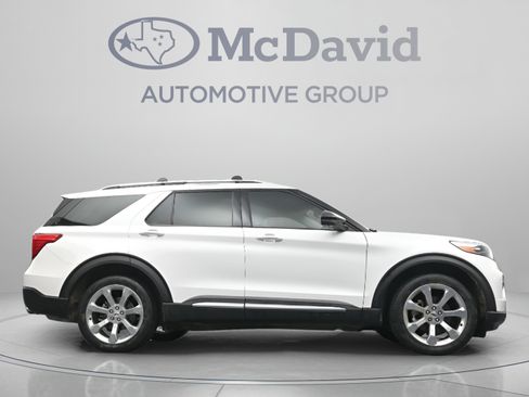 Used 2020 Ford Explorer Platinum w/ Premium Technology Package AWD/4WD image 33