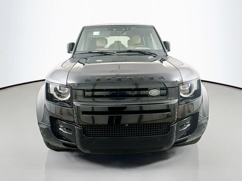 Used 2025 Land Rover Defender 110 X AWD/4WD image 2