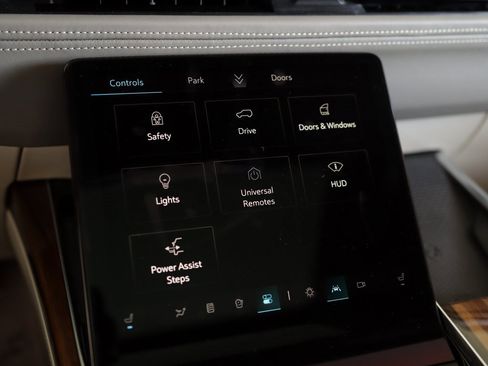 New 2025 Cadillac Escalade Premium Luxury Platinum image 20