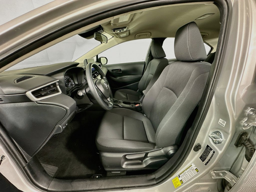Certified 2025 Toyota Corolla LE FWD image 20