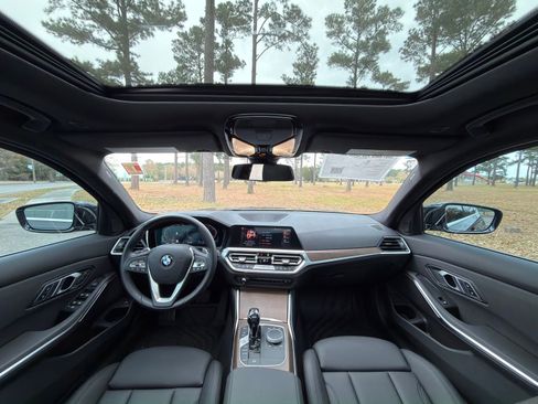 Used 2021 BMW 330i Sedan w/ Convenience Package image 2