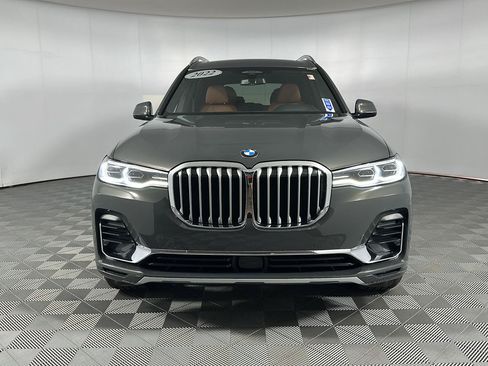 Used 2022 BMW X7 xDrive40i w/ Executive Package AWD/4WD image 2