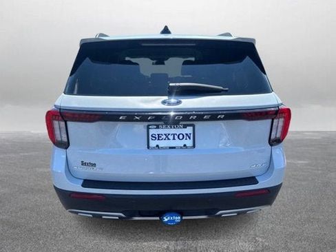 Certified 2025 Ford Explorer Active w/ Active Comfort Package AWD/4WD image 9