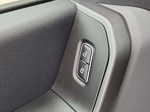 Used 2025 Ford F250 XLT AWD/4WD image 19