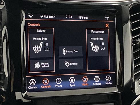 Used 2020 Jeep Cherokee Limited image 7