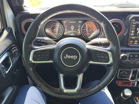 Used 2021 Jeep Gladiator Mojave AWD/4WD image 14