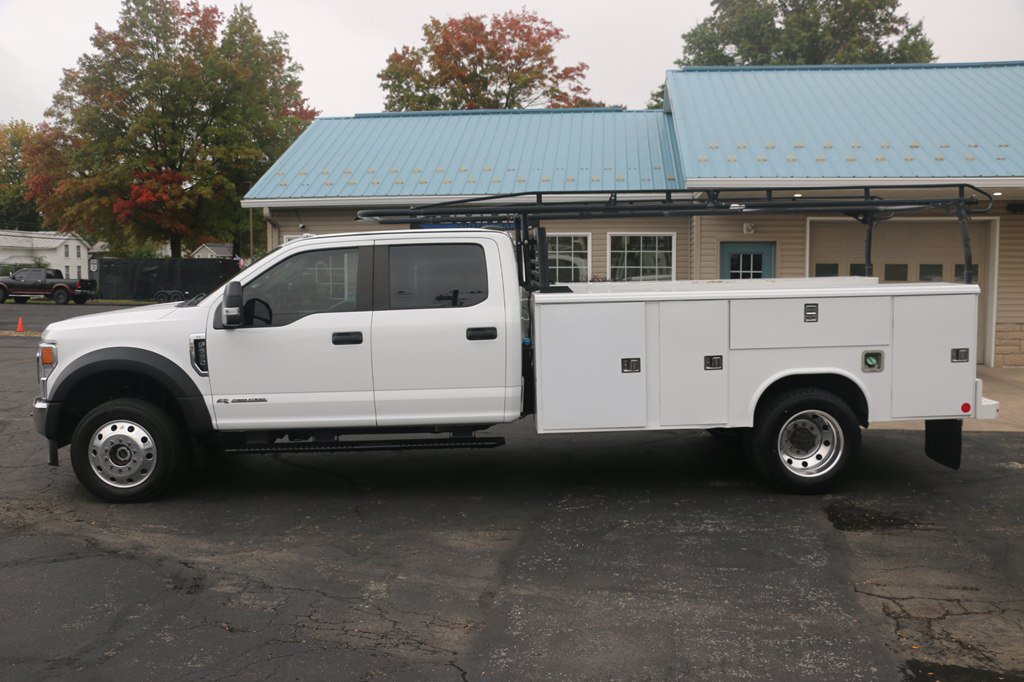 Used 2022 Ford F550 4x4 Crew Cab Super Duty w/ Power Equipment Group image 2