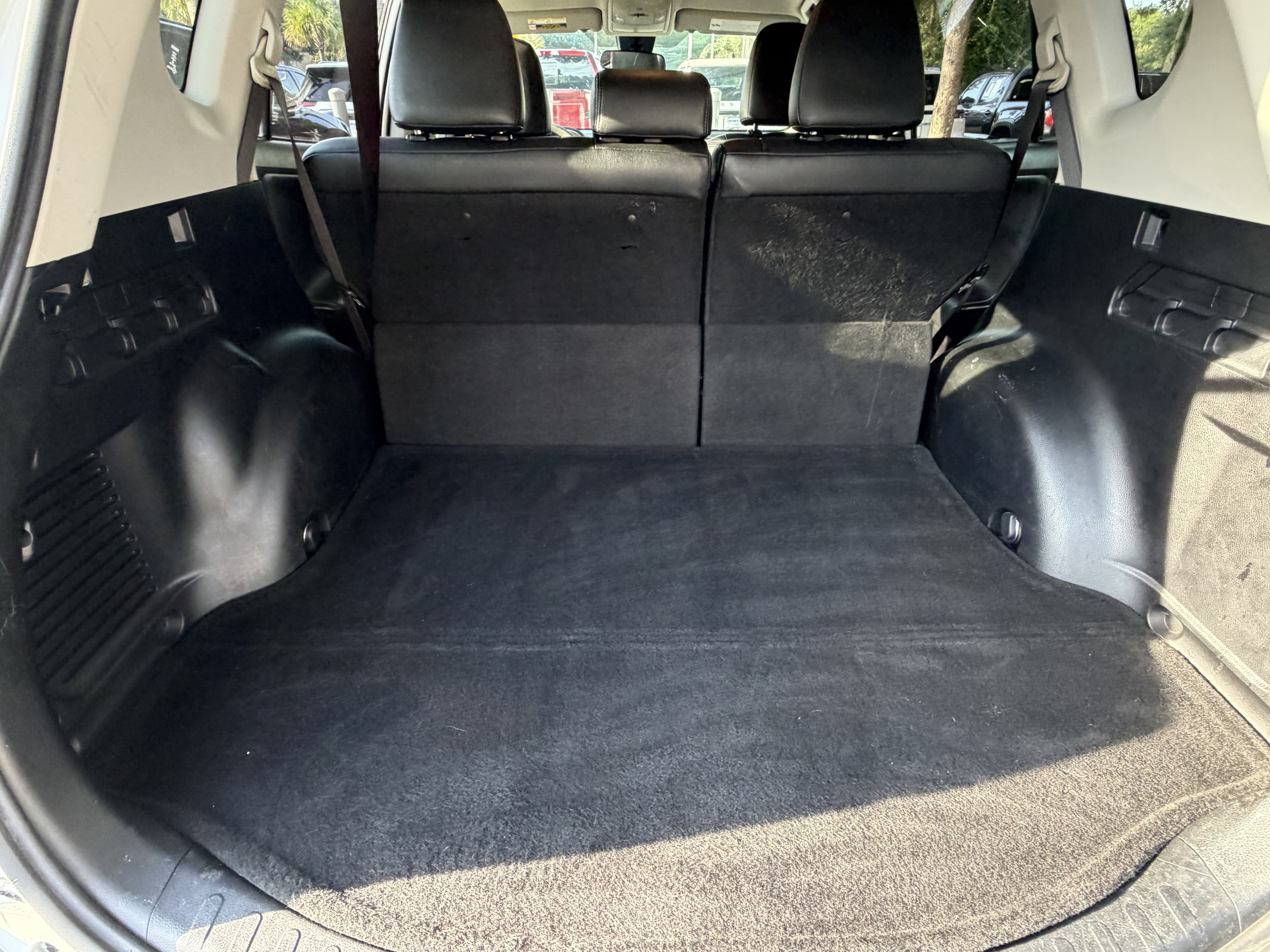 Used 2017 Toyota RAV4 LE FWD image 45