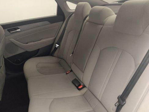 Used 2018 Hyundai Sonata SEL FWD image 18