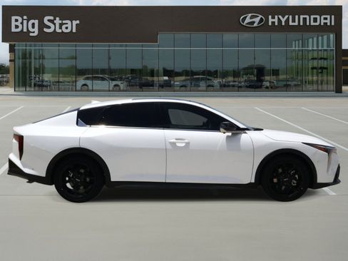 Used 2025 Kia K4 GT-Line Turbo FWD image 5
