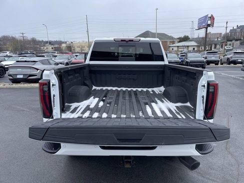 Used 2024 GMC Sierra 2500 AT4 w/ AT4 Preferred Package image 37