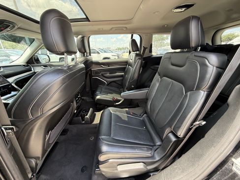 Used 2021 Jeep Grand Cherokee L Limited w/ MOPAR Finishing Package AWD/4WD image 31
