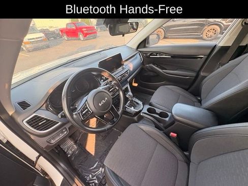 Used 2022 Kia Seltos S AWD/4WD image 12