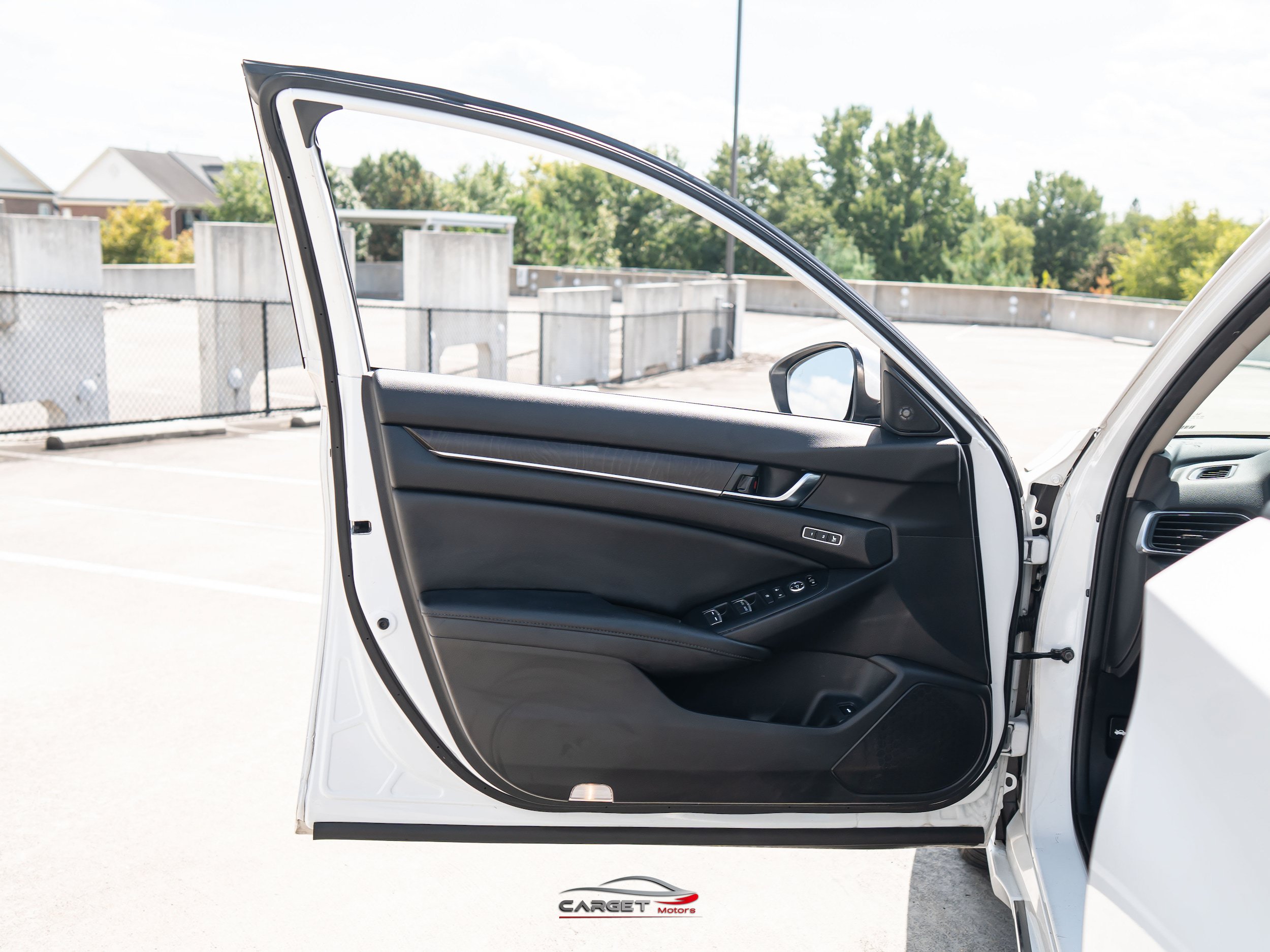 Used 2021 Honda Accord Touring image 34