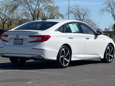 Used 2022 Honda Accord Sport image 4