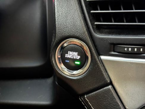Used 2019 Chevrolet Suburban LT AWD/4WD image 55