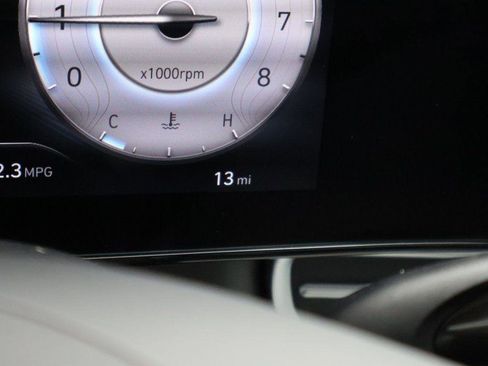 New 2026 Hyundai Elantra Limited image 32