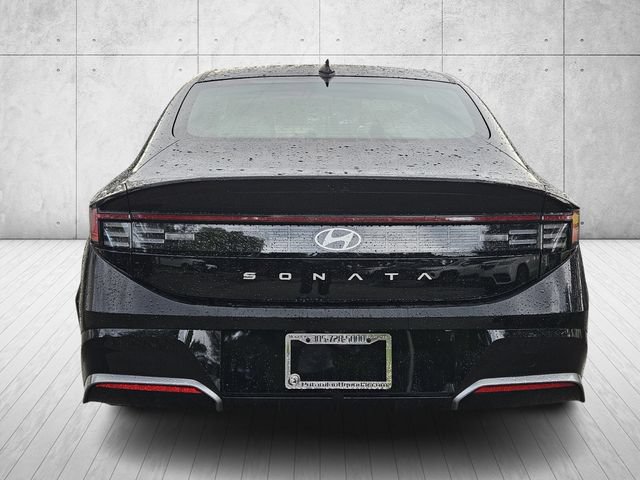 Used 2026 Hyundai Sonata SEL FWD image 3