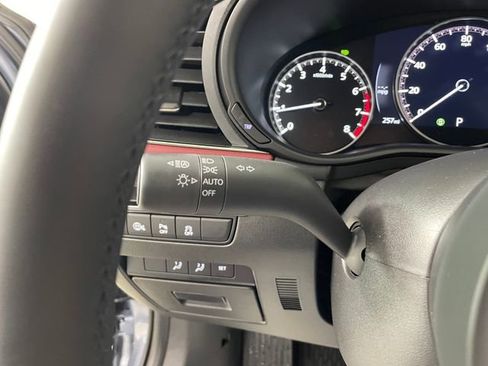 Certified 2025 MAZDA MAZDA3 Hatchback w/Premium Plus Pkg image 15