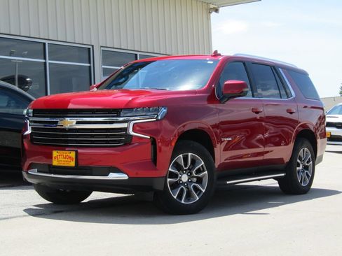 Used 2023 Chevrolet Tahoe LT w/ LT Signature Package AWD/4WD image 12
