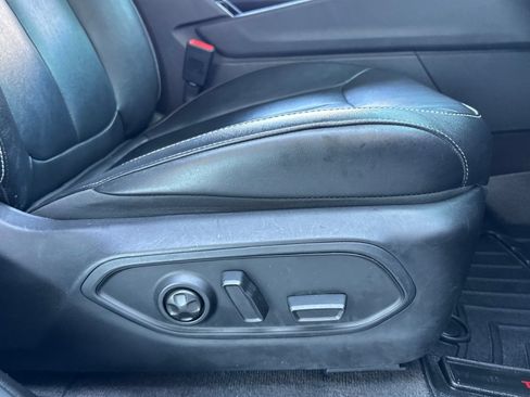 Used 2022 Jeep Grand Cherokee L Limited RWD image 23