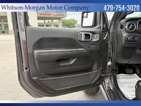 Used 2024 Jeep Gladiator Sport AWD/4WD image 11