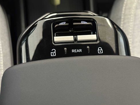 New 2026 Volvo EX30 Ultra image 27