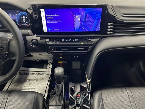 Used 2025 Toyota Camry XSE image 25