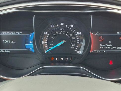 Used 2016 Ford Fusion SE FWD image 16