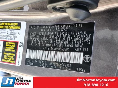 Used 2021 Toyota Camry SE FWD image 32