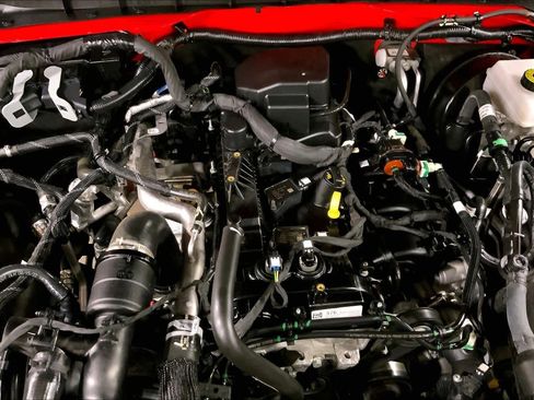 Used 2023 Ford Bronco Badlands image 32