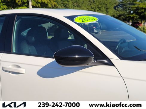 Used 2025 Honda Accord Sport image 8