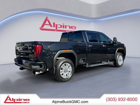 Used 2022 GMC Sierra 3500 Denali image 5