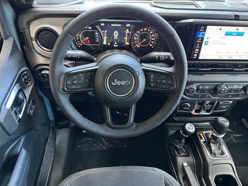 New 2026 Jeep Gladiator Sport image 13