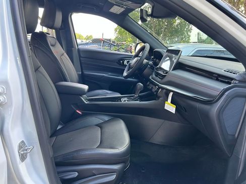 New 2026 Jeep Compass Trailhawk image 31