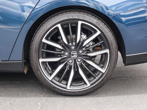 Used 2025 Honda Accord Touring image 13